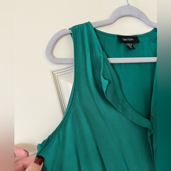 Karen Kane Sleeveless Asymmetrical Hunter Green Blouse Women’s Size Medium - Picture 9 of 12